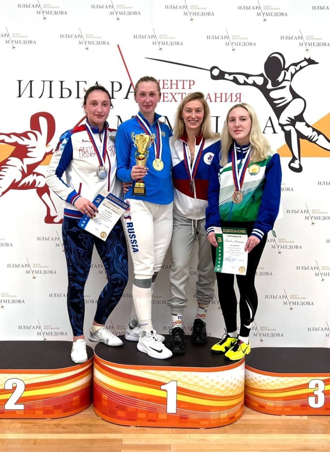 Анастасия Казакова завоевала бронзовую медаль на всероссийском турнире по фехтованию
