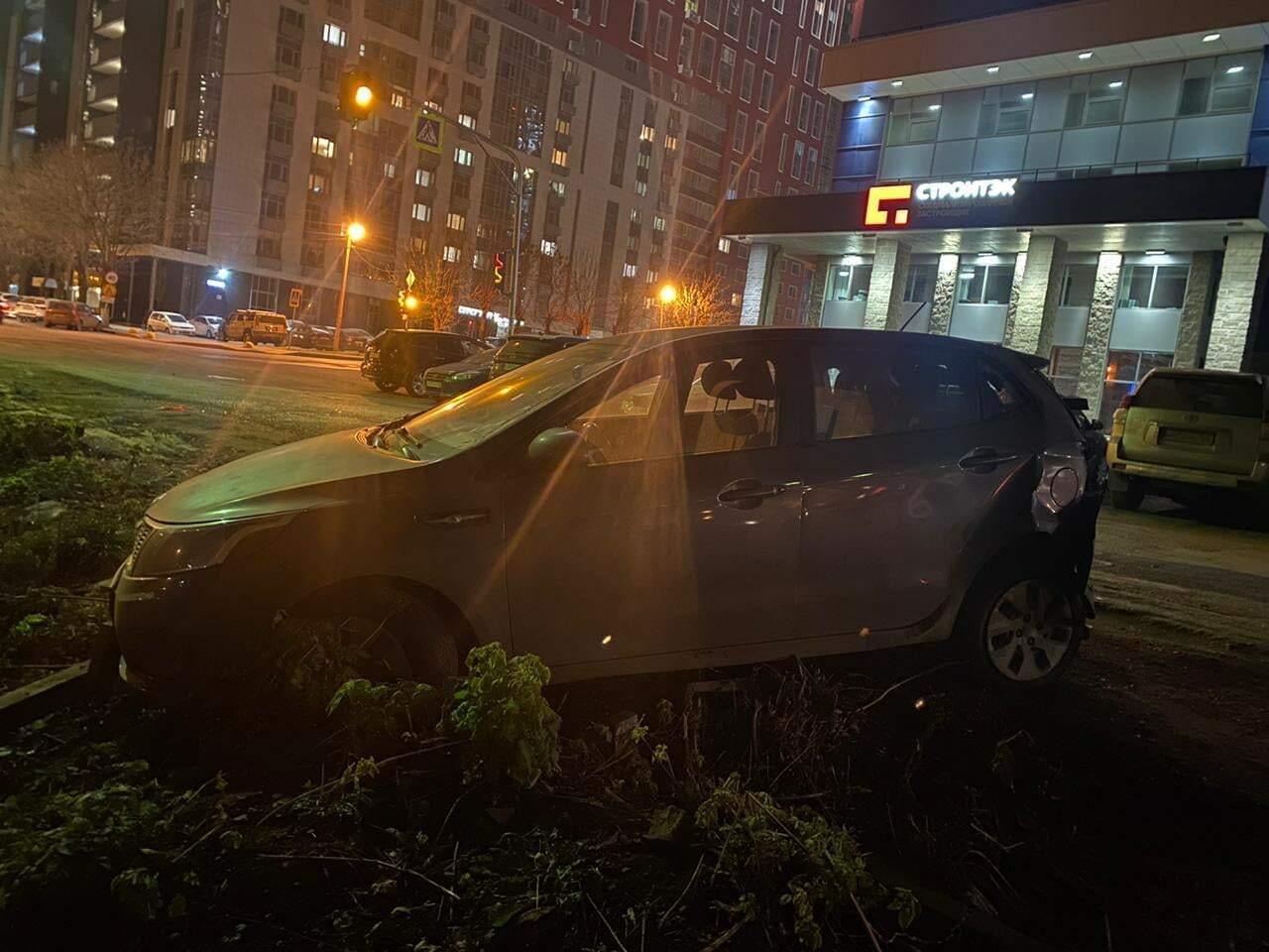 Гражданин сидоров припарковал свой автомобиль на детской