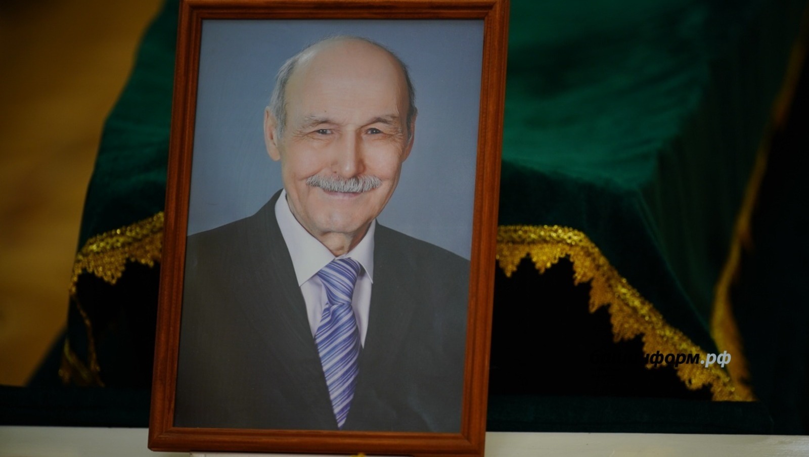 Олег Яровиков