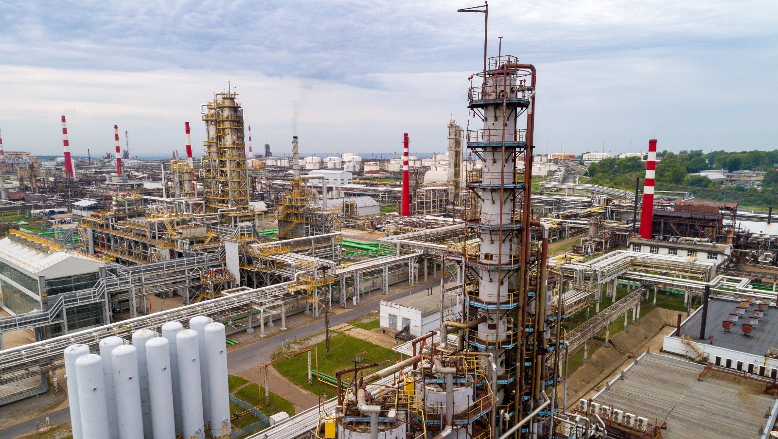 Уфанефтехим сайт. Завод Башнефть Уфа. Башнефть УНПЗ. Ново-Уфимский НПЗ (Новойл). Башнефть Новойл.