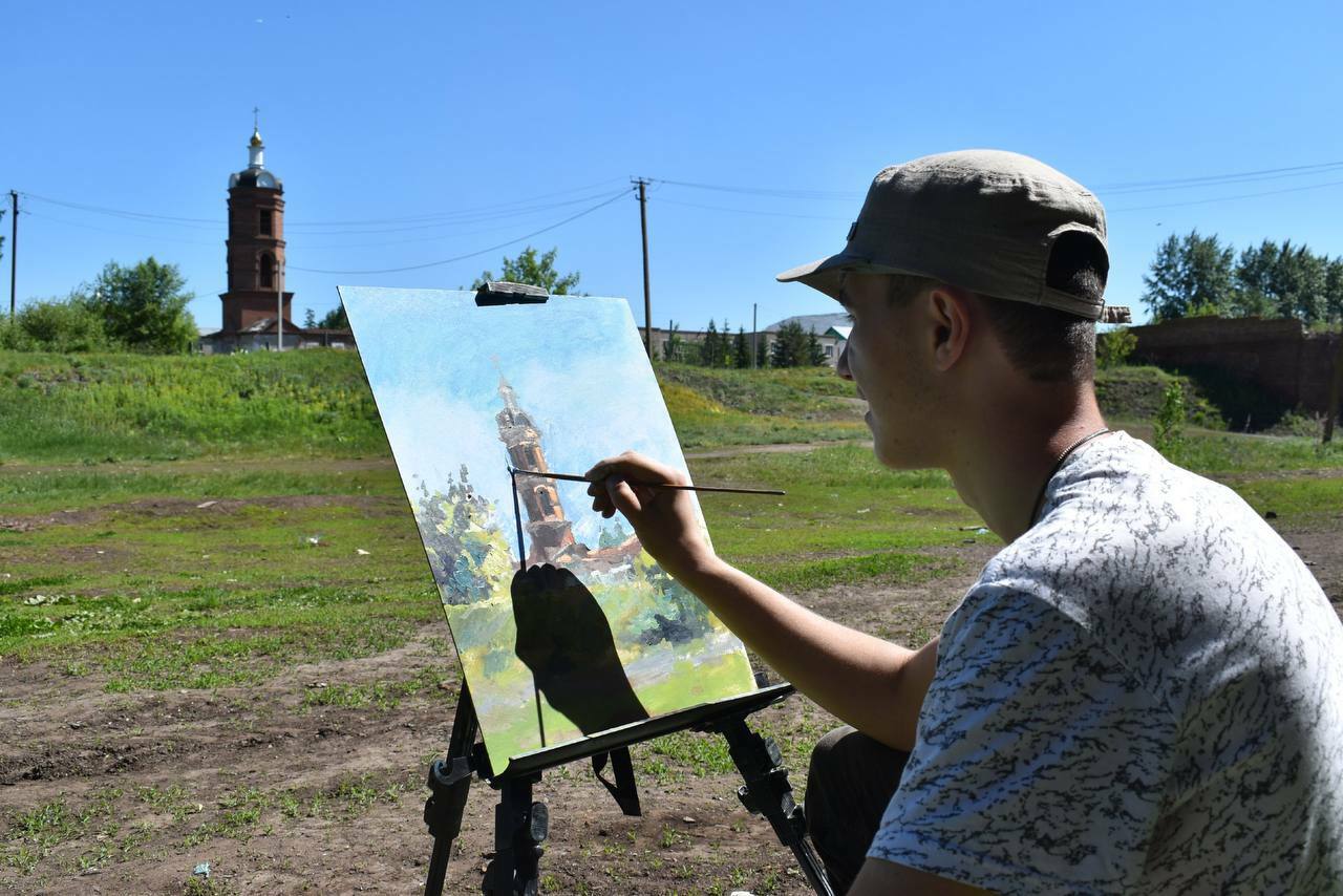 Ревель федоров художник. Новатор техники пленэра художник рсфср. Новатор техники пленэра художник рсфср. Федоров ревель федорович художник чувашия. Плензр выставка пленэрных работ.