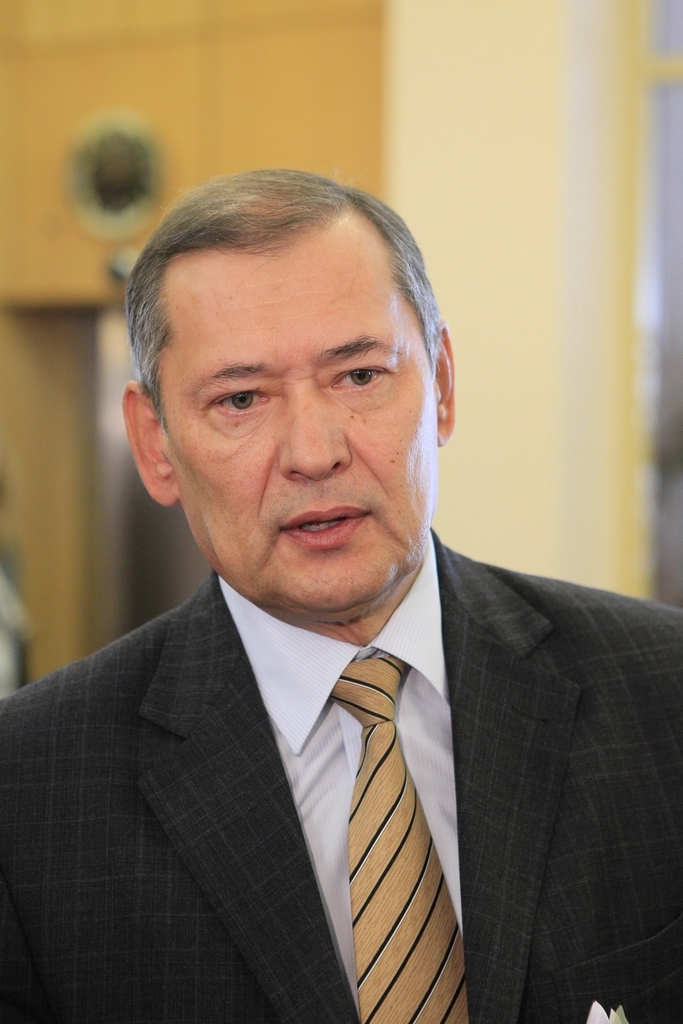 Рауф нугуманов. Рауф нугуманов