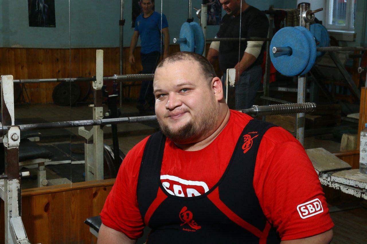 Павел Чухнов пауэрлифтер