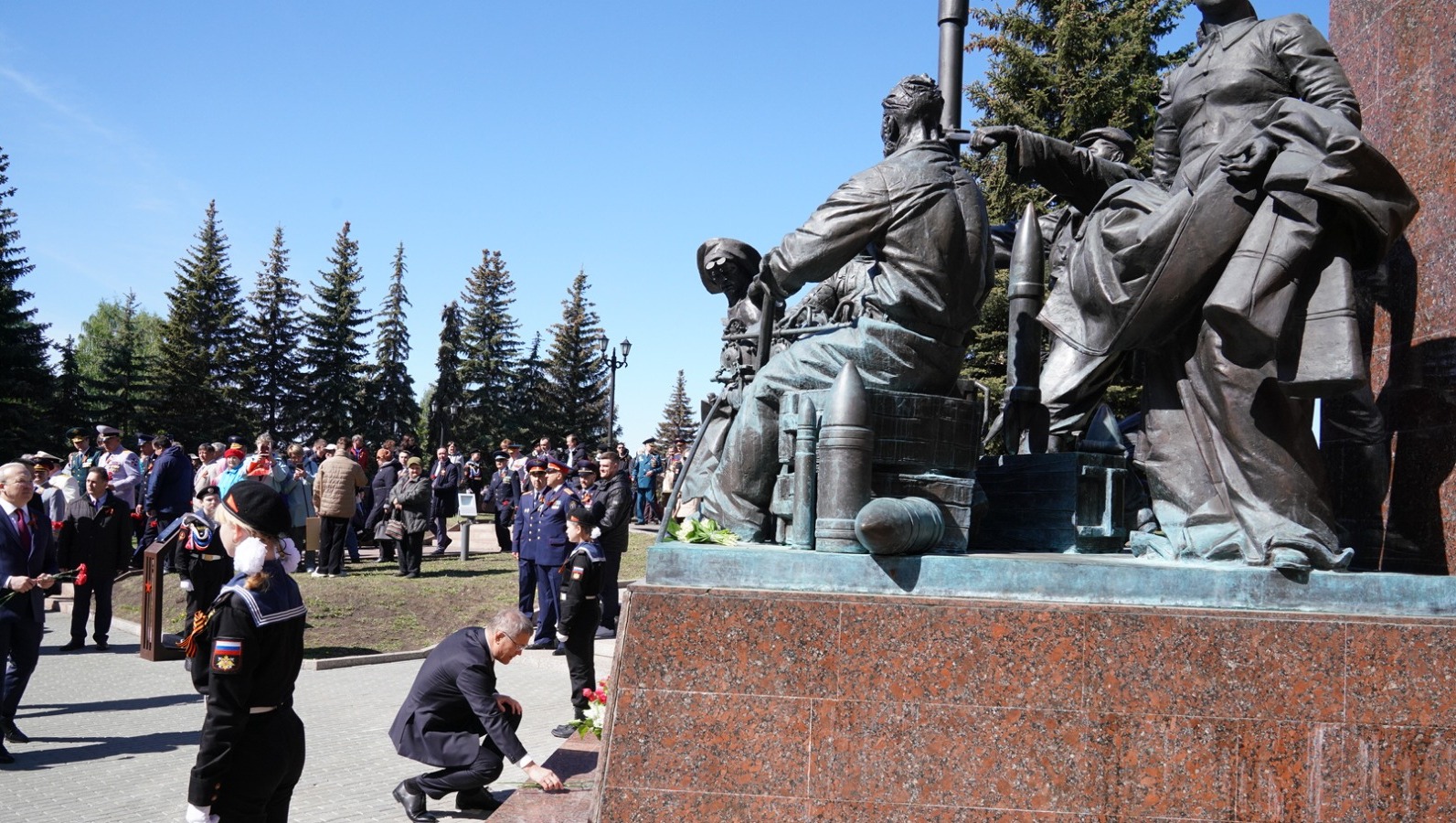 Лучшие труженики республики башкортостан. Лучшие труженики республики башкортостан. Лучшие труженики республики башкортостан. Лучшие труженики республики башкортостан. Возложение цветов.