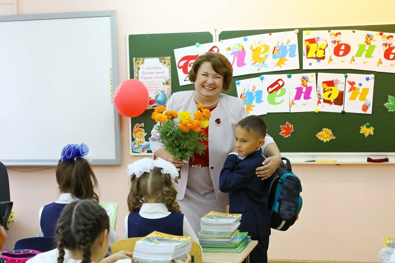 1 сентября уфа фото В Башкирии новый учебный год начался для 498 441 школьника